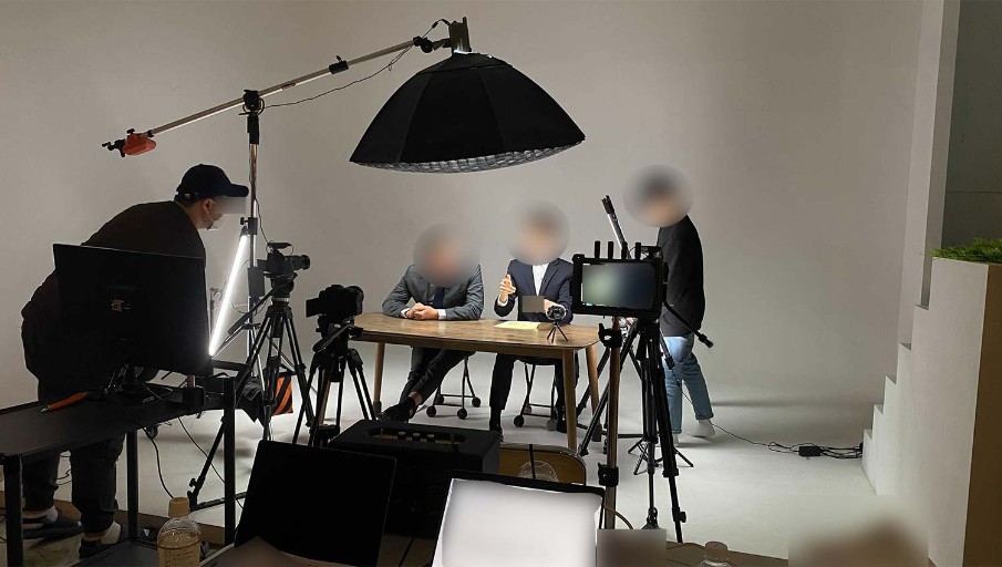 테라그로스는 소재(Creative) 애셋의 경우, 구글 가이드라인에 맞춘 프레임워크를 사용하여 체계적으로 제작합니다. 충분한 테스트를 거쳐 효과가 검증된 핵심 소재를 제작하여 광고 성과를 극대화합니다.